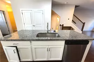 3797 Oxford Cir, Atlanta, GA 30340 - Photo 10