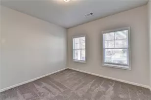 1622 Dover Creek Ln, Lawrenceville, GA 30045 - Photo 26
