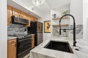795 Hammond Dr, Sandy Springs, GA 30328 - Photo 4