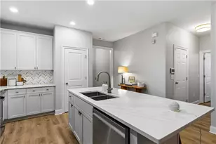 1704 Drew Dr NW, Atlanta, GA 30318 - Photo 6