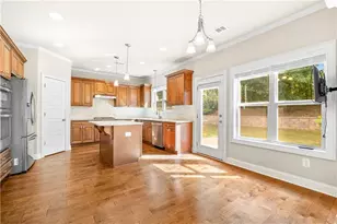 263 Silvertop Dr, Grayson, GA 30017 - Photo 14