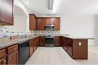 6199 Thorncrest Drive, Tucker, GA 30084 - Photo 8