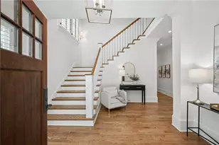 1339 Chalmette Dr NE, Atlanta, GA 30306 - Photo 2