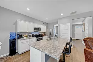 11945 Lovejoy Crossing Way, Hampton, GA 30228 - Photo 12