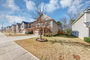 11945 Lovejoy Crossing Way, Hampton, GA 30228 - Photo 2