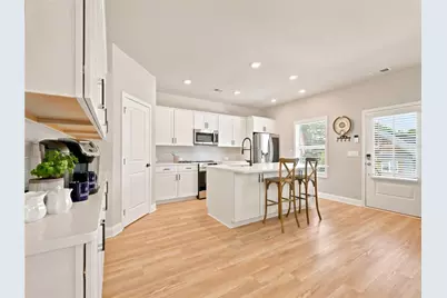 107 Red Cloud Walk, Waleska, GA 30183 - Photo 6