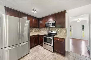 4576 Cedar Knoll Dr NE, Marietta, GA 30066 - Photo 12