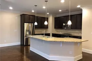 10550 Arlington Point, Alpharetta, GA 30022 - Photo 4