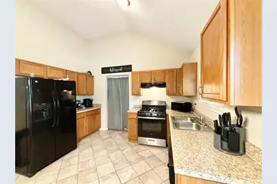 2520 Rambling Way, Lithonia, GA 30058 - Photo 8