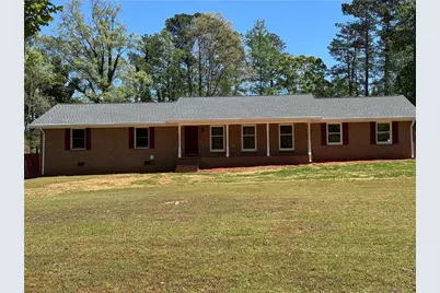 700 Ponderosa Court, Fayetteville, GA 30214 - Photo 2
