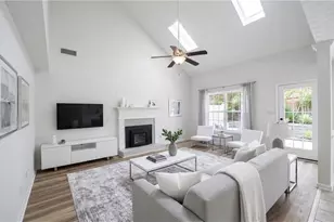 395 Manor Glen Dr, Suwanee, GA 30024 - Photo 2