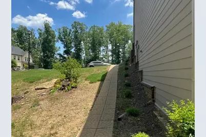 1471 Cliff View Terrace #B, Conyers, GA 30012 - Photo 10