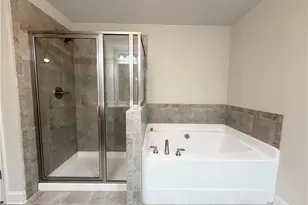 285 Holdings Dr, Lawrenceville, GA 30044 - Photo 16