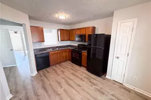 7202 Gotland St, Union City, GA 30291 - Photo 6