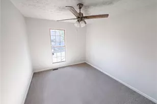 7202 Gotland St, Union City, GA 30291 - Photo 10