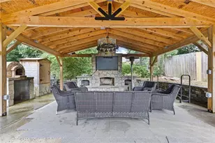 3237 Blackstone Run, Lawrenceville, GA 30043 - Photo 40