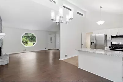 1035 Lakewood Drive, Marietta, GA 30066 - Photo 6