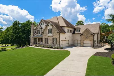 1084 West Nancy Creek Drive NE, Atlanta, GA 30319 - Photo 2