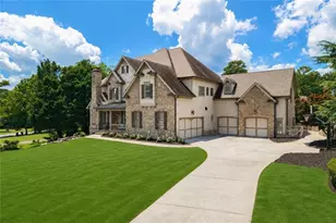 1084 W Nancy Creek Dr NE, Atlanta, GA 30319 - Photo 2