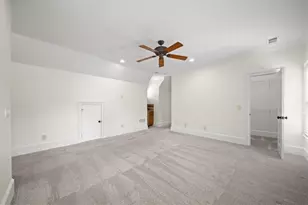 1084 W Nancy Creek Dr NE, Atlanta, GA 30319 - Photo 42
