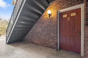 2192 Palmyra Dr SE, Marietta, GA 30062 - Photo 2