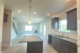 629 Bald Ridge Cir, Demorest, GA 30535 - Photo 6