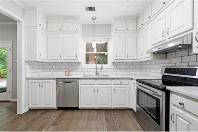 8865 Carroll Manor Drive, Sandy Springs, GA 30350 - Photo 20