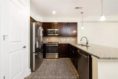 200 River Vista Drive #506, Atlanta, GA 30339 - Photo 2