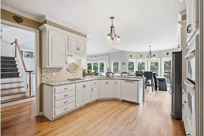 4202 Lansmoore Crossing, Suwanee, GA 30024 - Photo 8