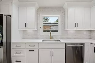 10760 Indian Village Dr, Alpharetta, GA 30022 - Photo 6