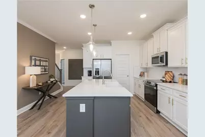 6017 Silverbell Drive, Flowery Branch, GA 30542 - Photo 8