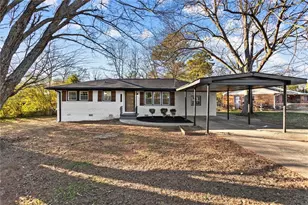 3658 Brookcrest Cir, Decatur, GA 30032 - Photo 1