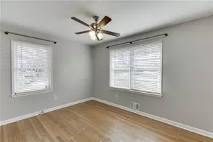 300 Forest St, Buford, GA 30518 - Photo 18