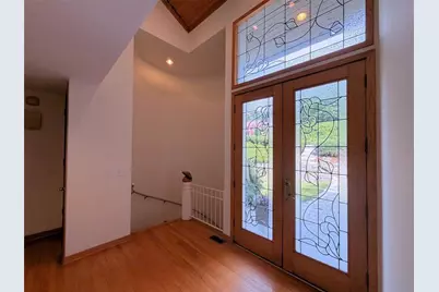 320 Fauna Court, Sandy Springs, GA 30350 - Photo 4