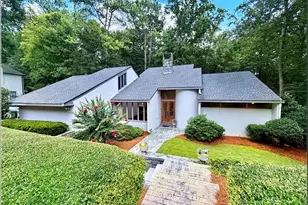 320 Fauna Ct, Sandy Springs, GA 30350 - Photo 1