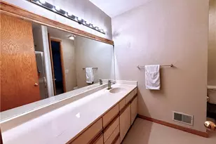 320 Fauna Ct, Sandy Springs, GA 30350 - Photo 44