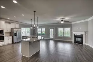 301 Club Dr, Monroe, GA 30655 - Photo 8