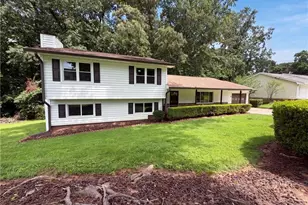 4378 Shady Dr NW, Lilburn, GA 30047 - Photo 22