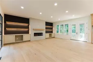 3621 Farmington Ln, Peachtree Corners, GA 30096 - Photo 10