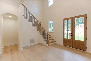 3621 Farmington Ln, Peachtree Corners, GA 30096 - Photo 4