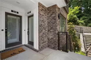 371 Pratt Dr SE, Atlanta, GA 30315 - Photo 6