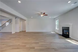 804 Moreland Dr, Hampton, GA 30228 - Photo 18