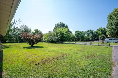 168 Holcomb Road, Calhoun, GA 30701 - Photo 8