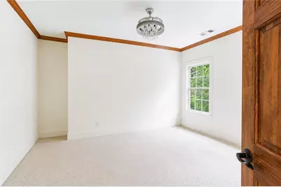 1170 Pine Ridge Road NE, Atlanta, GA 30324 - Photo 32