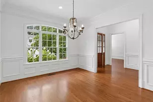 1170 Pine Ridge Rd NE, Atlanta, GA 30324 - Photo 8