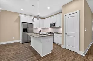 3905 Sea Ct, Gainesville, GA 30501 - Photo 4