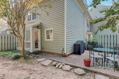 27 Mount Vernon Circle, Atlanta, GA 30338 - Photo 34
