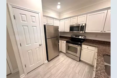 1110 Westchester Ridge NE, Atlanta, GA 30329 - Photo 6
