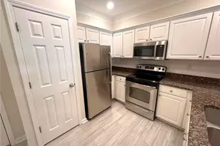 1110 Westchester Ridge NE, Atlanta, GA 30329 - Photo 6