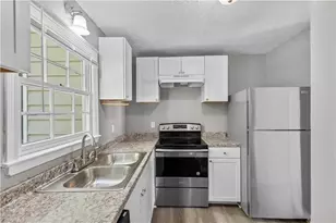 410 Charter Ct, Lawrenceville, GA 30046 - Photo 12